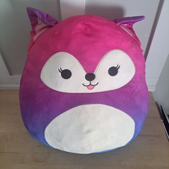 Squishmallows Syana the Fox – 20” Jumbo Plush Ombre Pink & Blue Retired Rarity - Picture 1 of 4